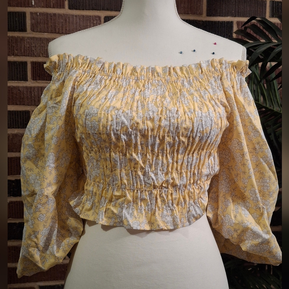 FRESHMAN Yellow Floral Off-Shoulder Top
